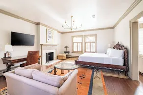 Willoughby House Inn - Image 2