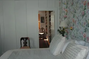 29 India House - Image 4