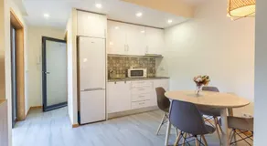 Sunset Apartments - Image 3