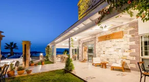 Navalia Hotel - Image 5