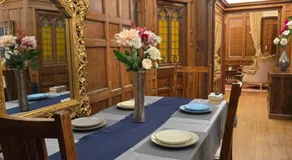 Traditional Victorian West End Apartment - Image 5