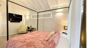 Luxe Family Retreat! Pool, Sauna, Playground, Netflix, Disney Plus - Image 2