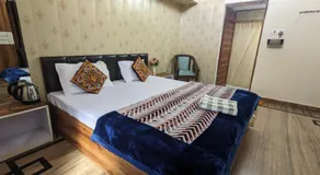 PAARIJAAT Homestay & Guesthouse - Image 2
