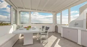 Naxian Wave Seaside Villa - Image 4