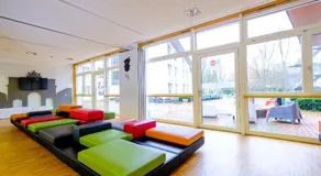 HI Munich Park Youth Hostel - Image 5