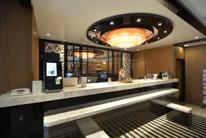 APA Hotel Nishimaizuruekimae - Image 4