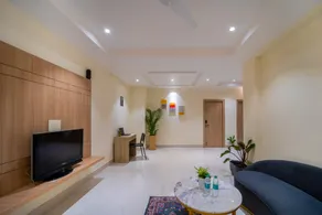 Mcity Elite Suites - Image 3