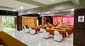 Friendlytel Hotel - Image 5