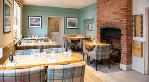The White Horse Blakeney - Image 5