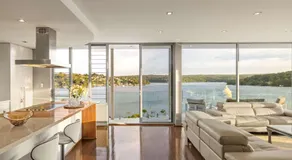 Deluxe Waterfront Queen Room in Caringbah South - Gorgeous Views All Around - Shared Bathroom - Image 2