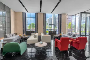 M Hotel - Image 5