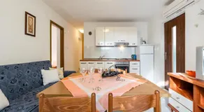 Apartments Villa Pelegrin - Image 2