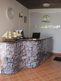 crescent resort - Image 2