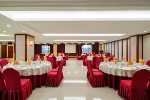 Rezen Select Hotel Tengchong Minyoun - Image 2