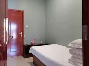 Xinshengyuan Hotel - Image 1