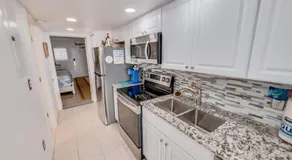 1BR Bay Watch, Direct Ocean Front, Pools-King Bed - Image 5
