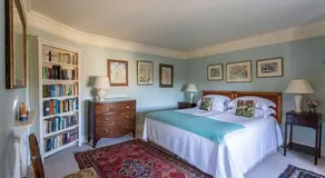 Clapton Manor Bed & Breakfast - Image 2