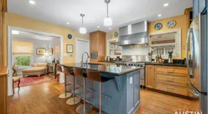 Near UT Pet Friendly w Parking 3BR 2.5BA in Walkable Area By Austin Vacay - Image 2