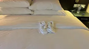 Dexter Hotel - Image 2