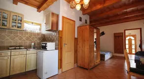 Cserhát Guesthouse - Image 4