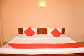 OYO 331 Maha Royal Hotel - Image 2