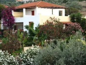 Hotel Heleni Apartments - Image 3