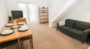Cottage Holiday Home - Image 3
