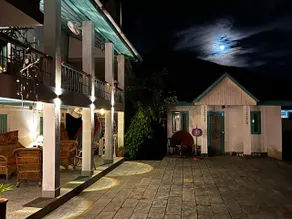 Moonshine Villa - Image 5