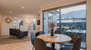 Elegant 3BR Home on Mustang Avenue - Image 4
