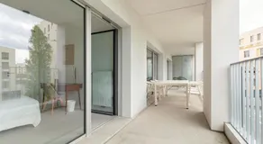 Grand appartement moderne et lumineux 23 - Image 3