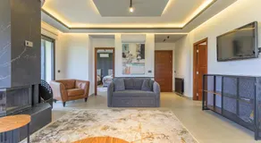 Cozy Chalet Stay with AC - Image 4
