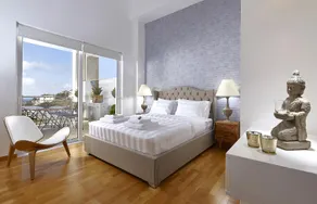 Spacious Mint Luxury Villa access to Private Beach - Image 2