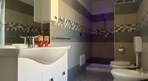 A Casa Nostra - Image 2