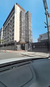 Luxury 3BR Designer Residence in BGC | High Floor | Fast WiFi | Family & Business Ready - Image 2