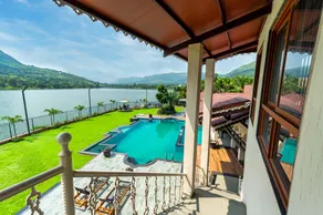 Nishigandha Jal Mahal Resort - Image 3