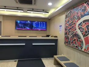 Hanting Hotel Shanghai People's Square Fuzhou Road - Image 2