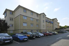 Travelodge Harlow - Image 5