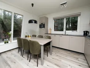 Modern Villa Near Veluwe - Image 3