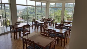 Lake View Rest - Image 3