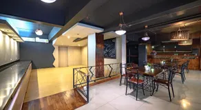 Coco Hotel - Image 4