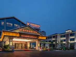 Venus Resort - Image 5