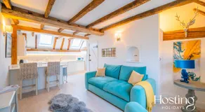 Stable Annex Bisham - Vibrant 1 Bed With Parking - Image 2