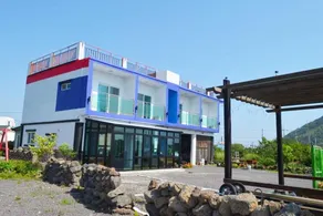 Jeju Rainbow Pension & Guest House - Image 2