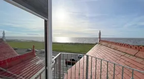 St Annes Beach Apartments - Image 4