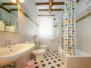 Spacious Villa in Marradi with Swimming Pool - Image 2