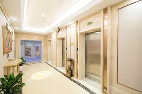 Vienna International Hotel  Zhejiang Jiaxing Longding Wanda Square - Image 5