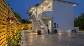 Diana's Houses - Image 2
