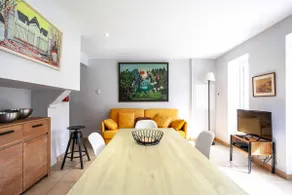 Lovely gîte for 2 in the forest beside the lake - Image 3