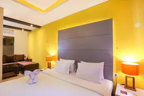 Luxury 1 BR Deluxe Room #N1 - Image 2