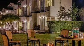 Aspen Riverside Resort - Image 5